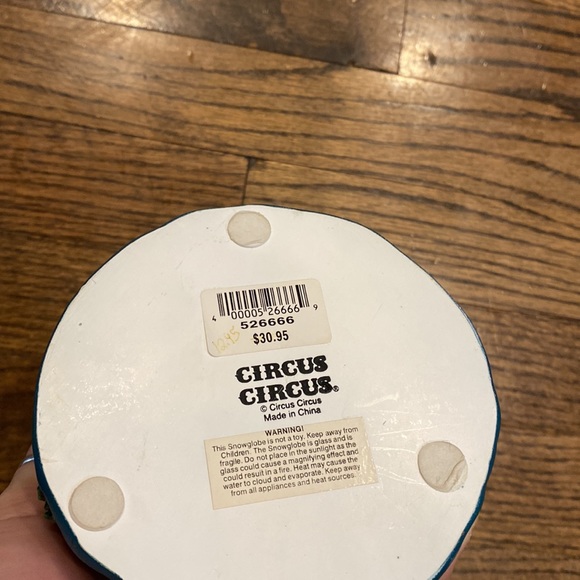 Snow Globe Circus Circus Las Vegas⭐ Clown Giraffe Train Snowglobe 6" - Picture 8 of 8